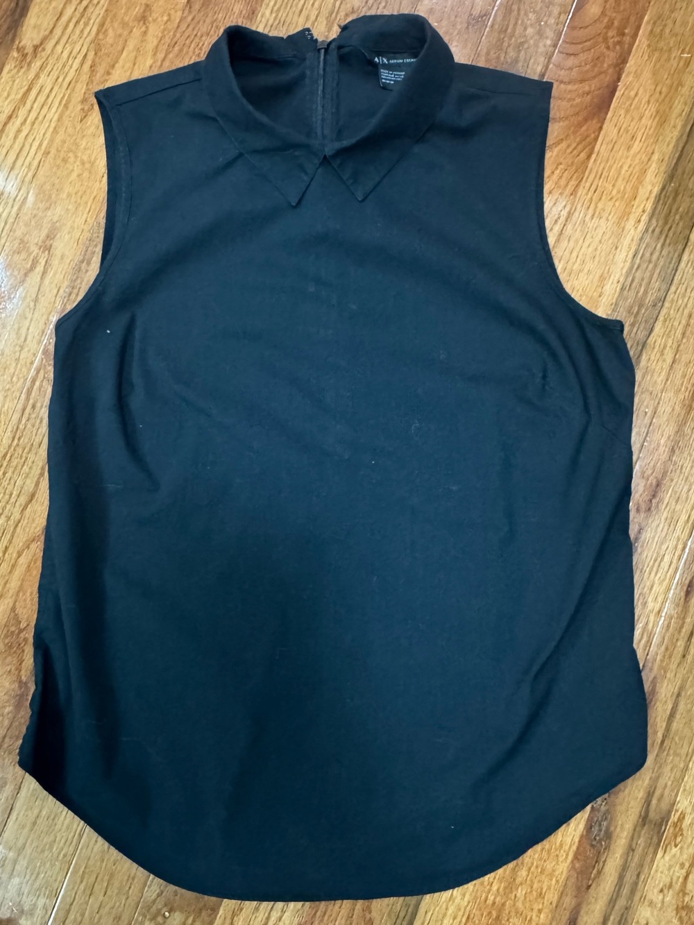 Armani Exchange A|X Black Sleeveless Collared Top Size M | Minimalist Chic - Picture 3 of 4